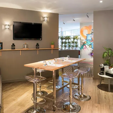 Ibis Styles Bercy Отель Париж