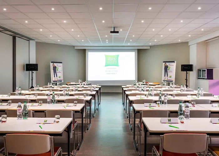 Ibis Styles Bercy 3* París