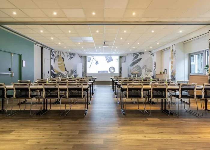 Ibis Styles Bercy מלון 3*