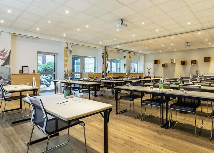 Ibis Styles Bercy מלון 3*