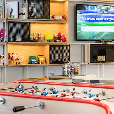 巴黎贝尔西宜必思尚品酒店 3*